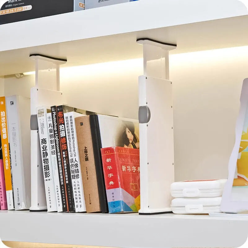 Adjustable drawer divider – flexible organization for the kitchen