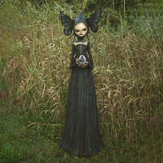 Dark Witch Sculpture Decorative Figure for Halloween Display