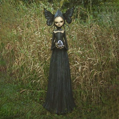 Dark Witch Sculpture Decorative Figure for Halloween Display